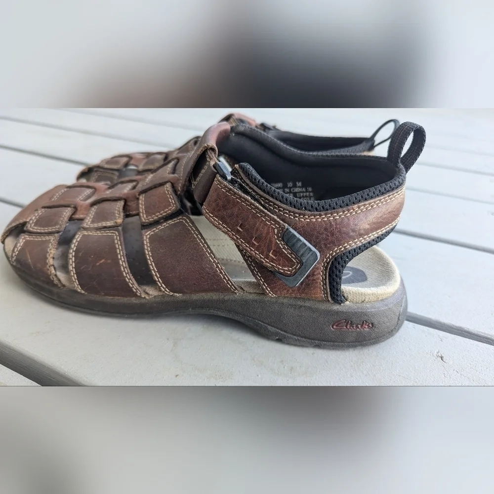 Clarks man leather